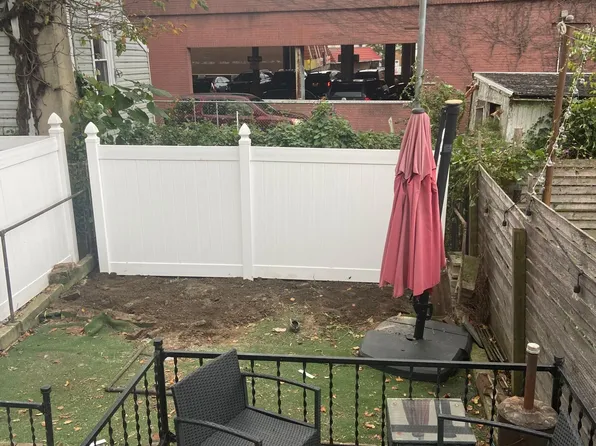 35 Courthouse Place image 15 of 16