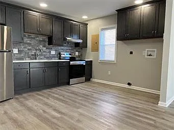 35 E Main St — Photo 7
