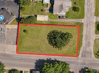 507 E River St, Victoria, TX 77901
