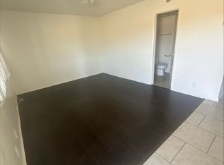 38210 5th St E APT 3, Palmdale, CA 93550
