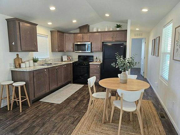 2nd image of 3825 N Nellis Blvd Trailer 68