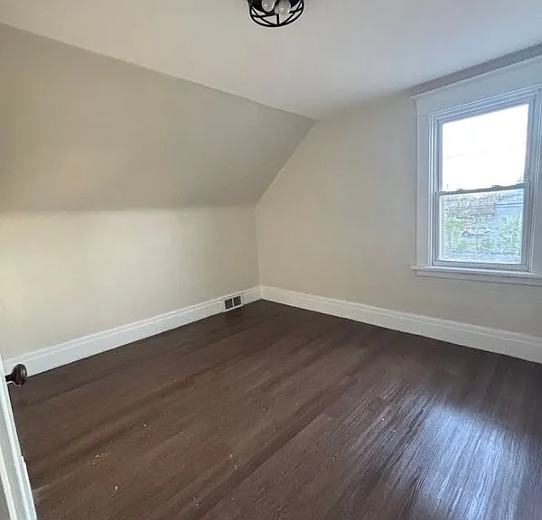 154 Midland Ave #UPPER — Photo 13