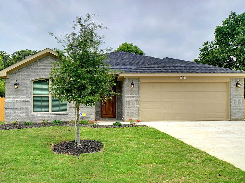 1st image of 407 Lynda Ct