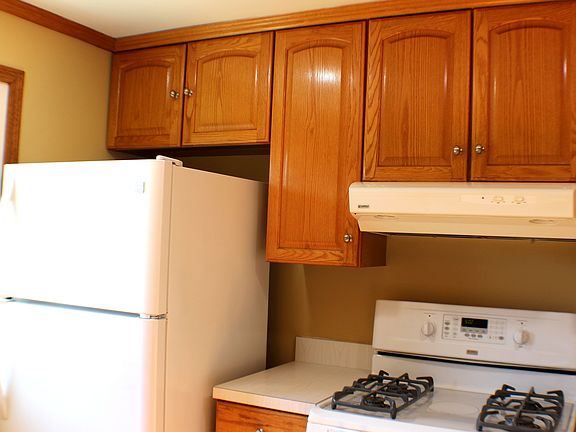 4th image of 1446 Tonset Ln Unit 1446