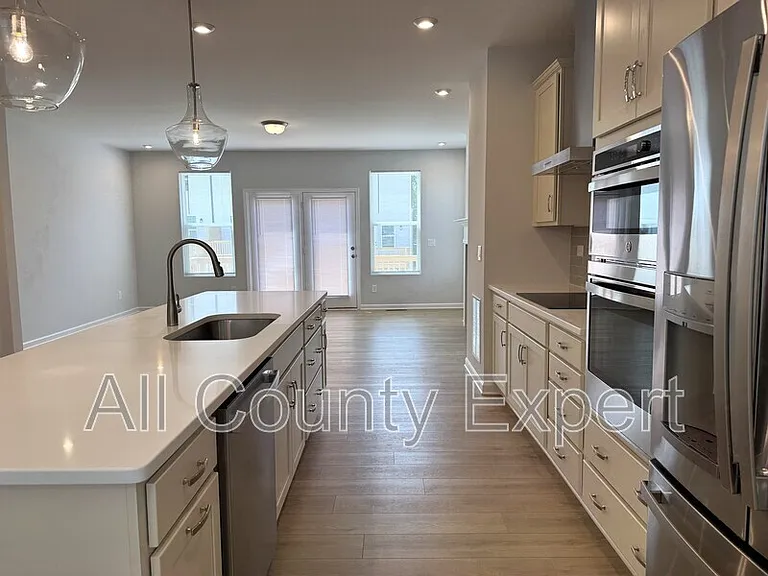 2817 Beacon Bend Xing — Photo 11