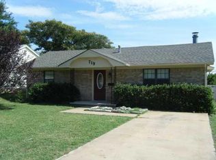 719 W Utah, Chickasha, OK 73018