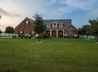 700 Lonesome Prairie Trl, Haslet, TX 76052