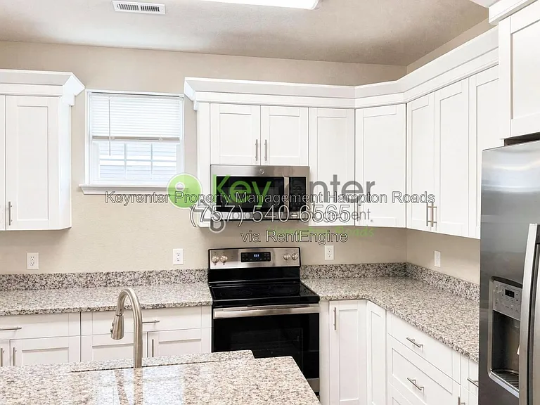 1021 Billings St — Photo 30