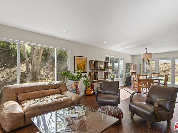 4th image of 3804 Vista Linda Dr