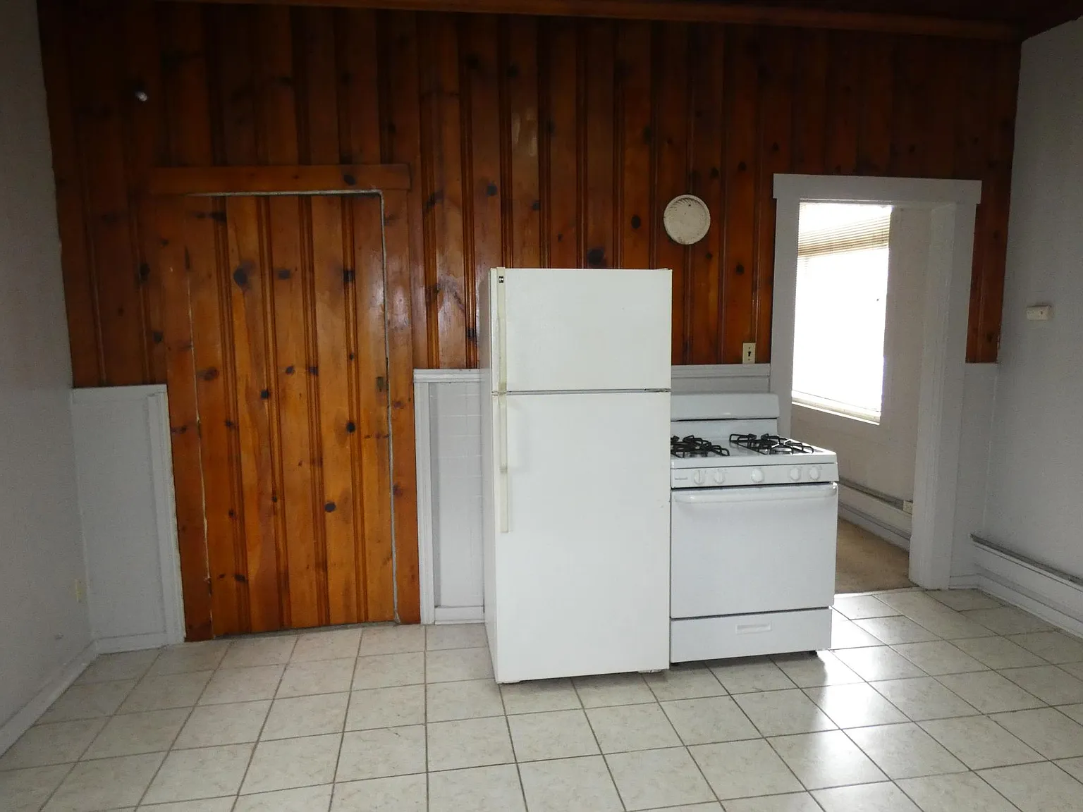 Studio, 650 sqft, $800 — Photo 4