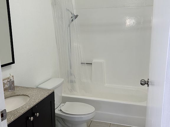 4th image of 2021 Workman St #2021