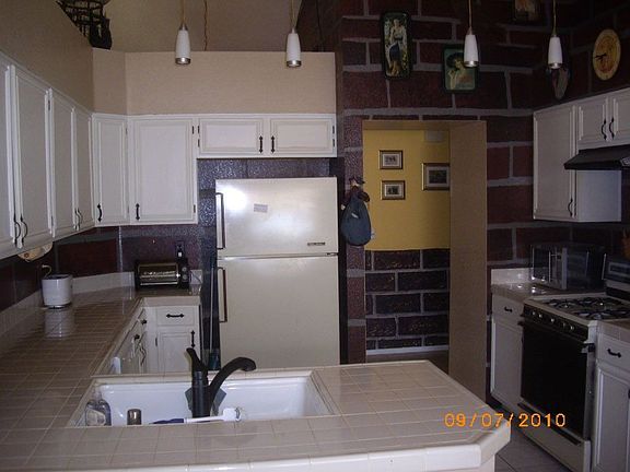4th image of 4921 Yellow Pine Ln