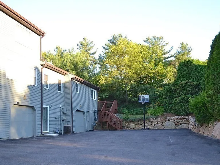 31 E Bluff Rd #31 — Photo 26