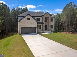 225 Valerie Cir, Atlanta, GA 30349