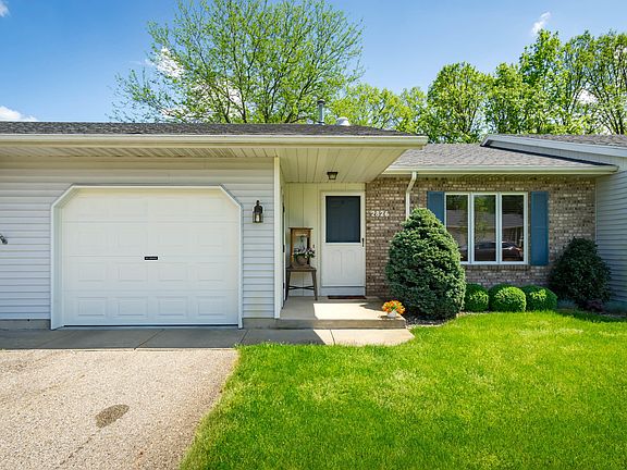 3rd image of 2826 Bridgeside Dr SE