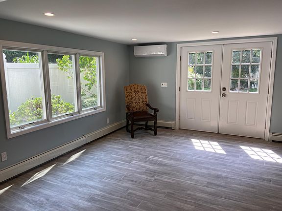 2nd image of 1 Bellewood Dr #1