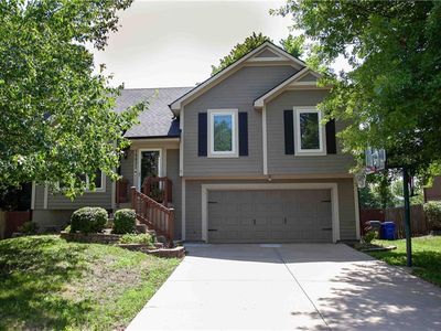 18821 W 160th Ter, Olathe, KS, 66062