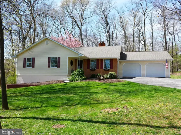 15106 Eastview Dr, Upperco, MD 21155