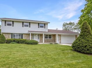 12920 W Crawford Dr, New Berlin, WI 53151