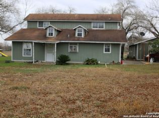 11290 Hollowell Rd, Atascosa, TX 78002