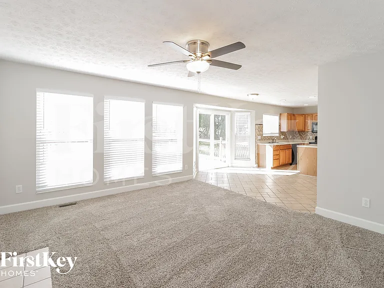 1165 Beargrass Way — Photo 8