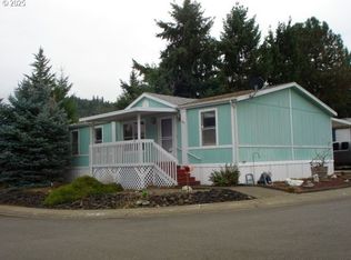 241 Twin Oaks Loop, Winston, OR 97496