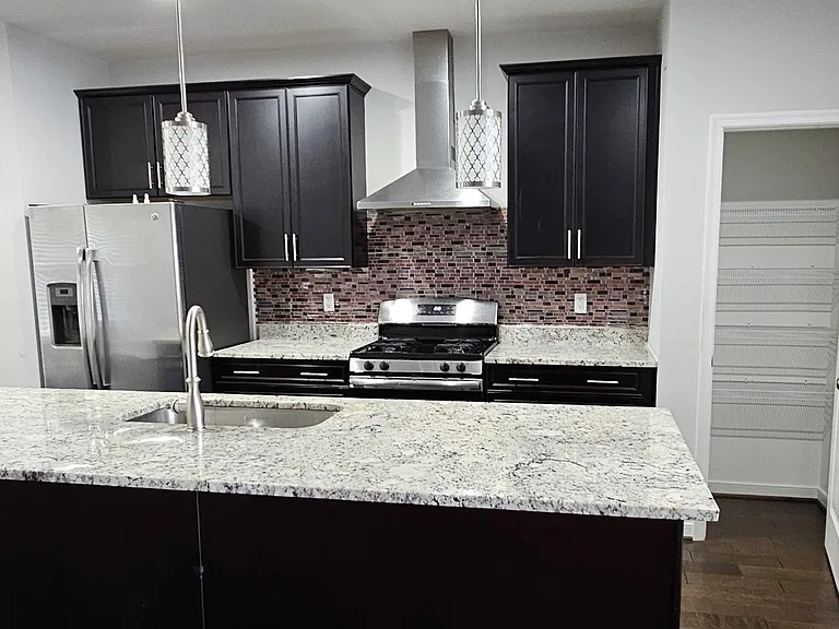 Kitchen & Pantry & appliances
