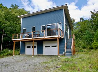 426 Campbell Rd, Morristown, VT 05661