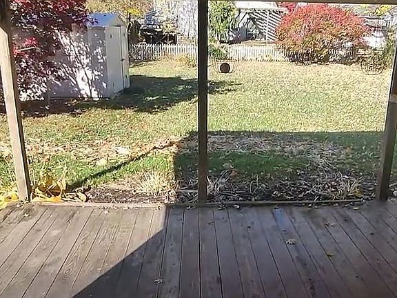 4th image of 1687 Delia Ave