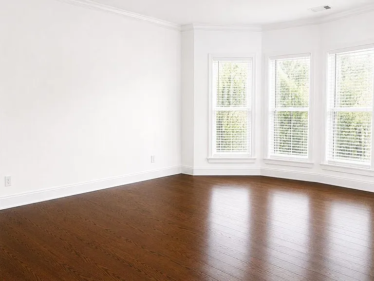 3661 Chicago St — Photo 11