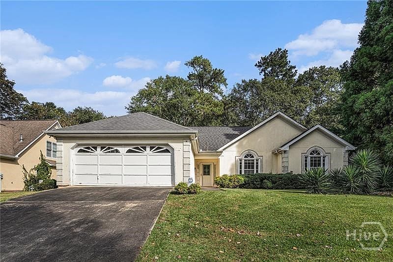 1st image of 125 Hampton Park Drive