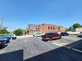 2625 South Big Bend Boulevard, Saint Louis, MO 63130