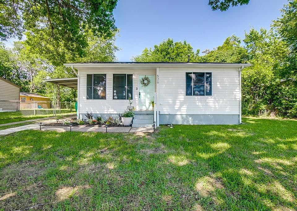 1st image of 526 Wildwood Dr
