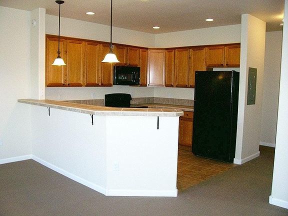 2nd image of 2527 Owens Ave Unit 104