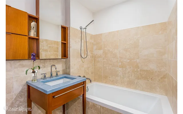 Rented by Douglas Elliman | media 8