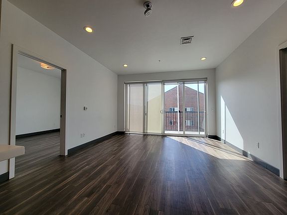 5th image of 1310 W College Ave #304