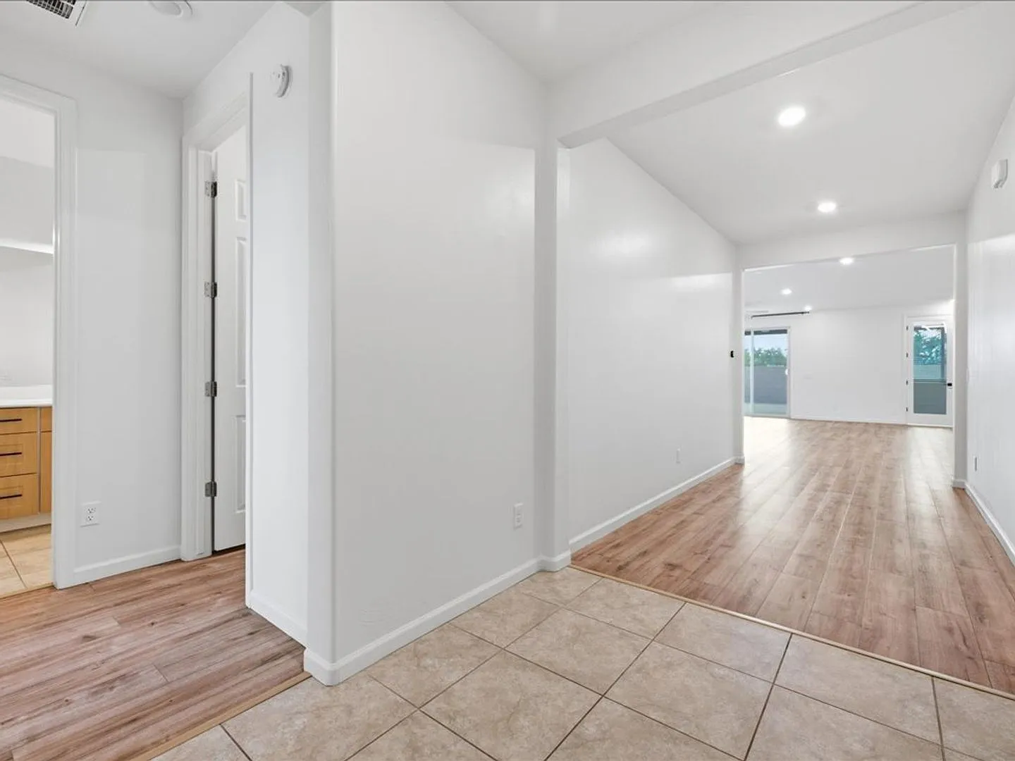Beautiful 3-Bedroom Home with Flex Room, Solar, RO System & Upgraded Backyard! — Photo 3