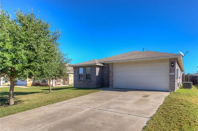 1st image of 1112 Burgess Dr