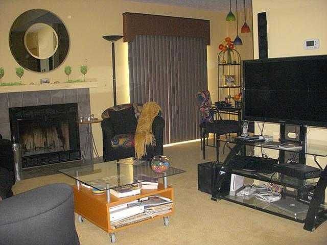 2nd image of 25 Neville Ln