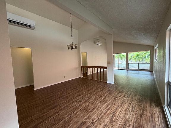 4th image of 94-802 Kaaholo St