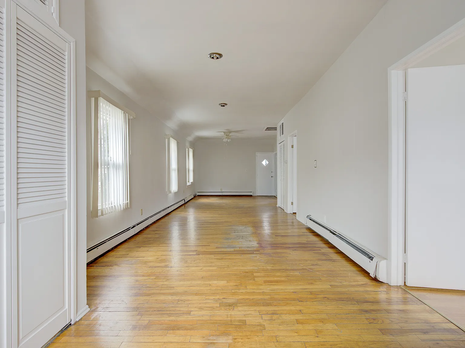 75 Indiana Ave — Photo 3