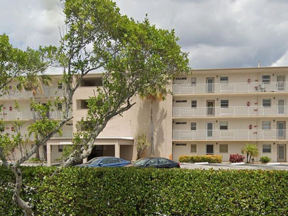 1st image of 2601 NE 3rd Court #2100