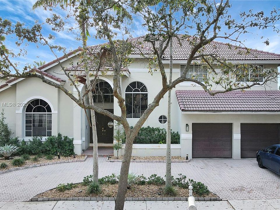 1st image of 1514 NW 183rd Ter