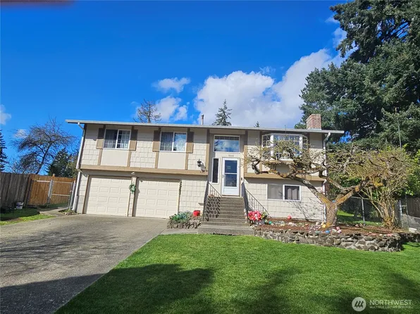 7846 Husky Court SE, Lacey, WA 98503
