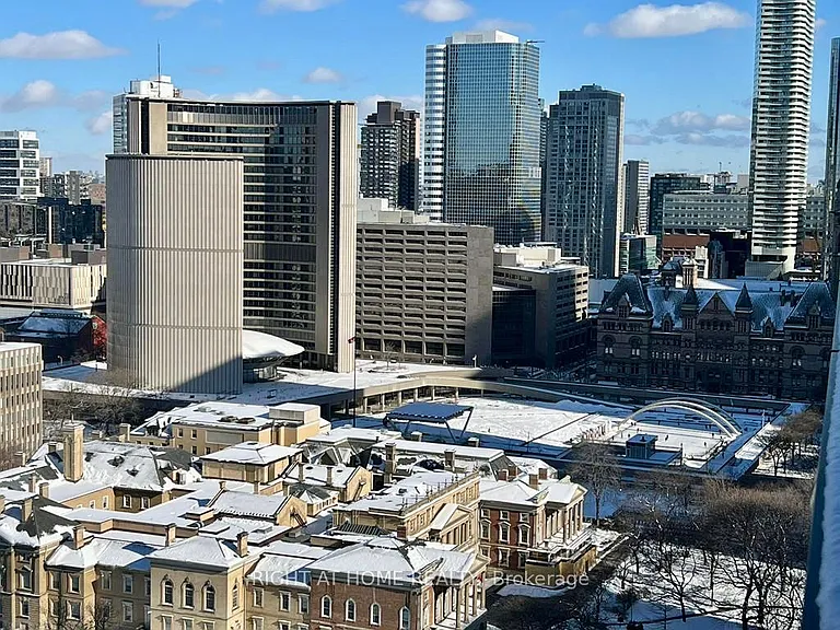 215 Queen St W #2407 — Photo 12