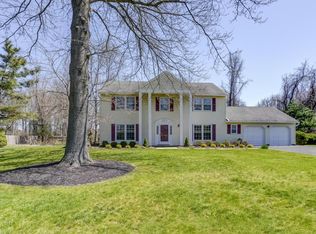 18 Eagle Way, Middletown, NJ 07748