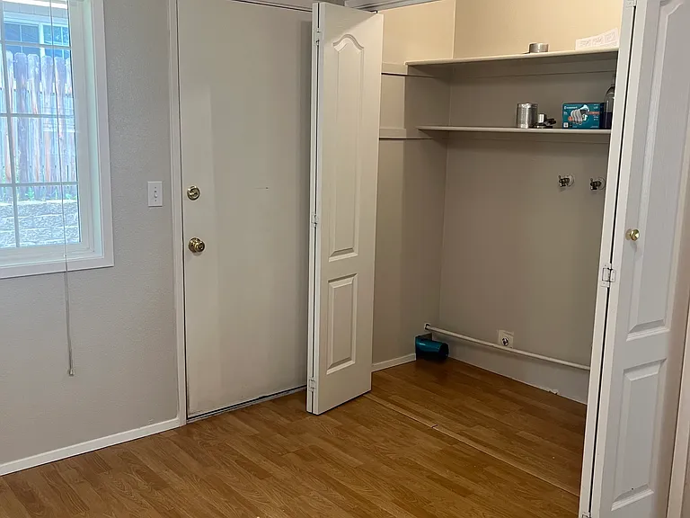 2631 California Ave — Photo 8