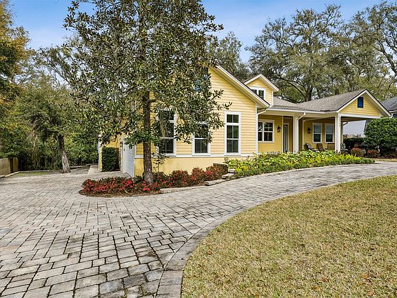4th image of 2117 Alachua St