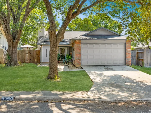 9350 Lands Point, San Antonio, TX 78250