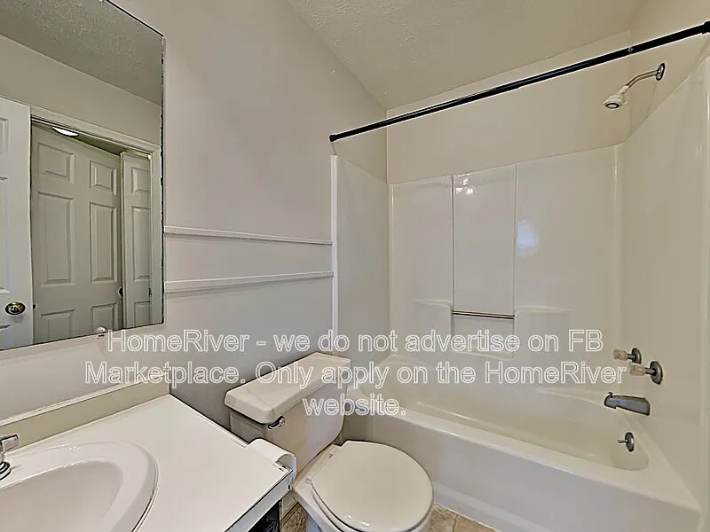 2 bed, 1.5 bath, 1200 sqft, $1,650 — Photo 4